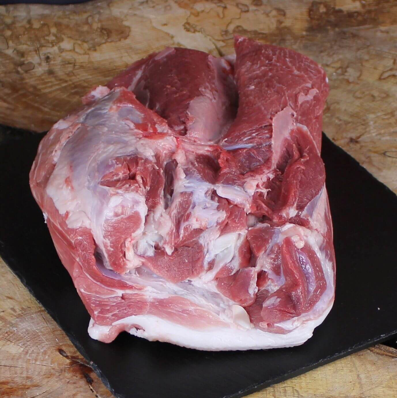 Bio Schweinsschulter mit Schwarte Bio Schweinsschulter mit Schwarte kaufen