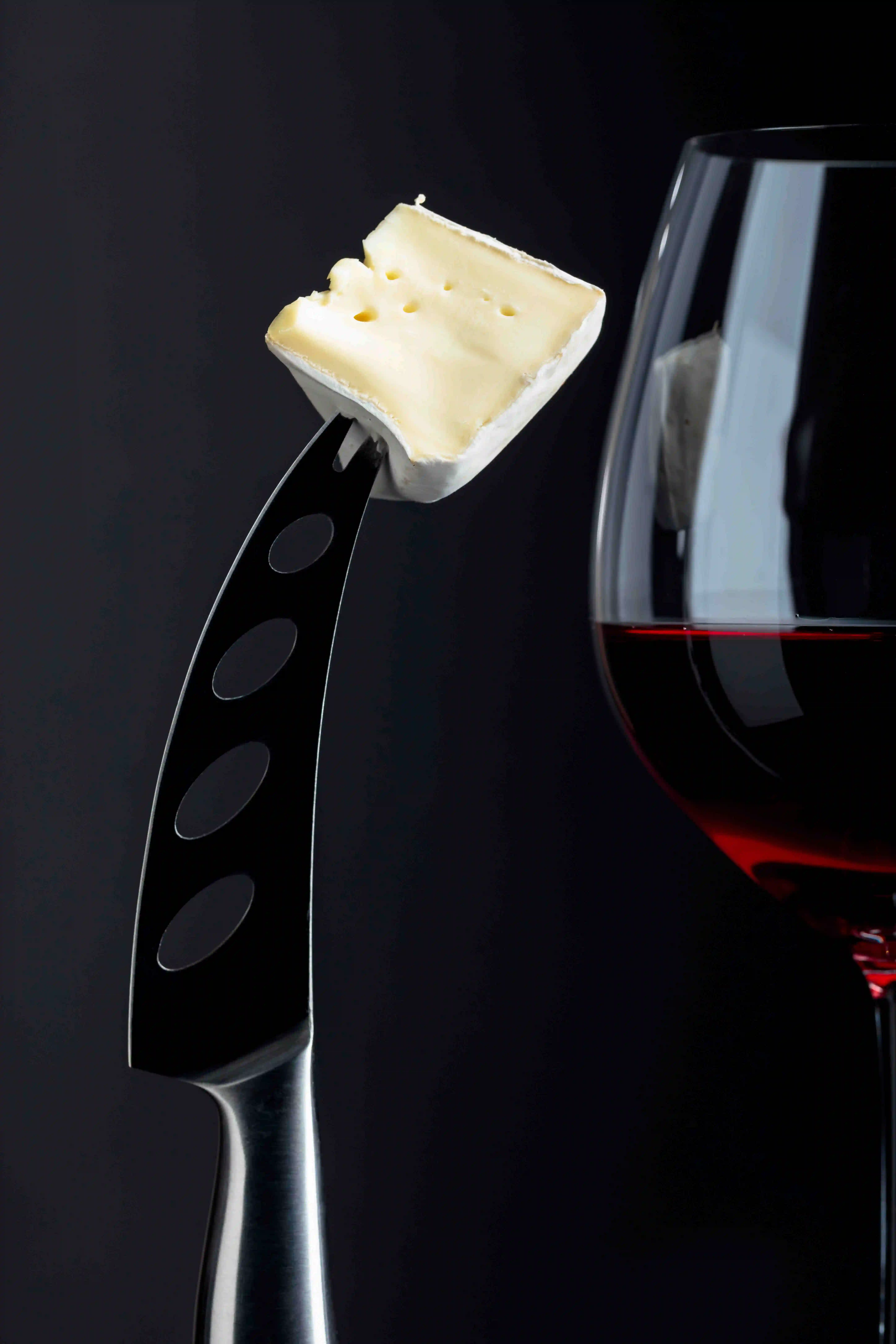 Käse oder Wein kaufen Käse mit Rotwein