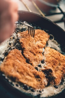 Schnitzel in der Pfanne