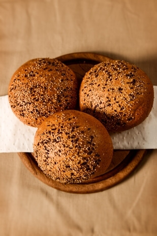 Bio Burger Bun aus der Bäckerei