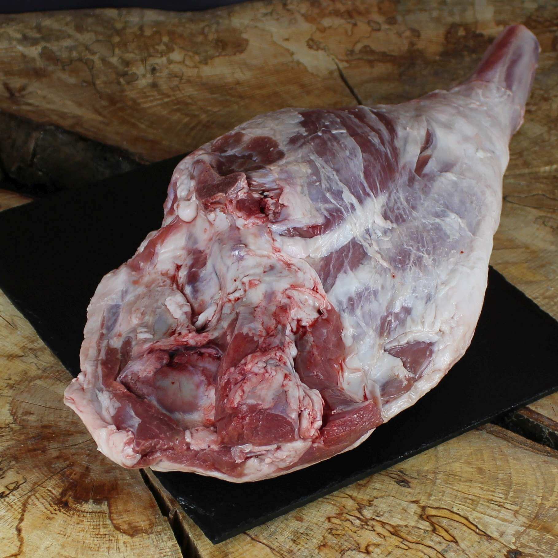 Bio Lammschlögel im Ganzen Bio Lammschlögel im Ganzen