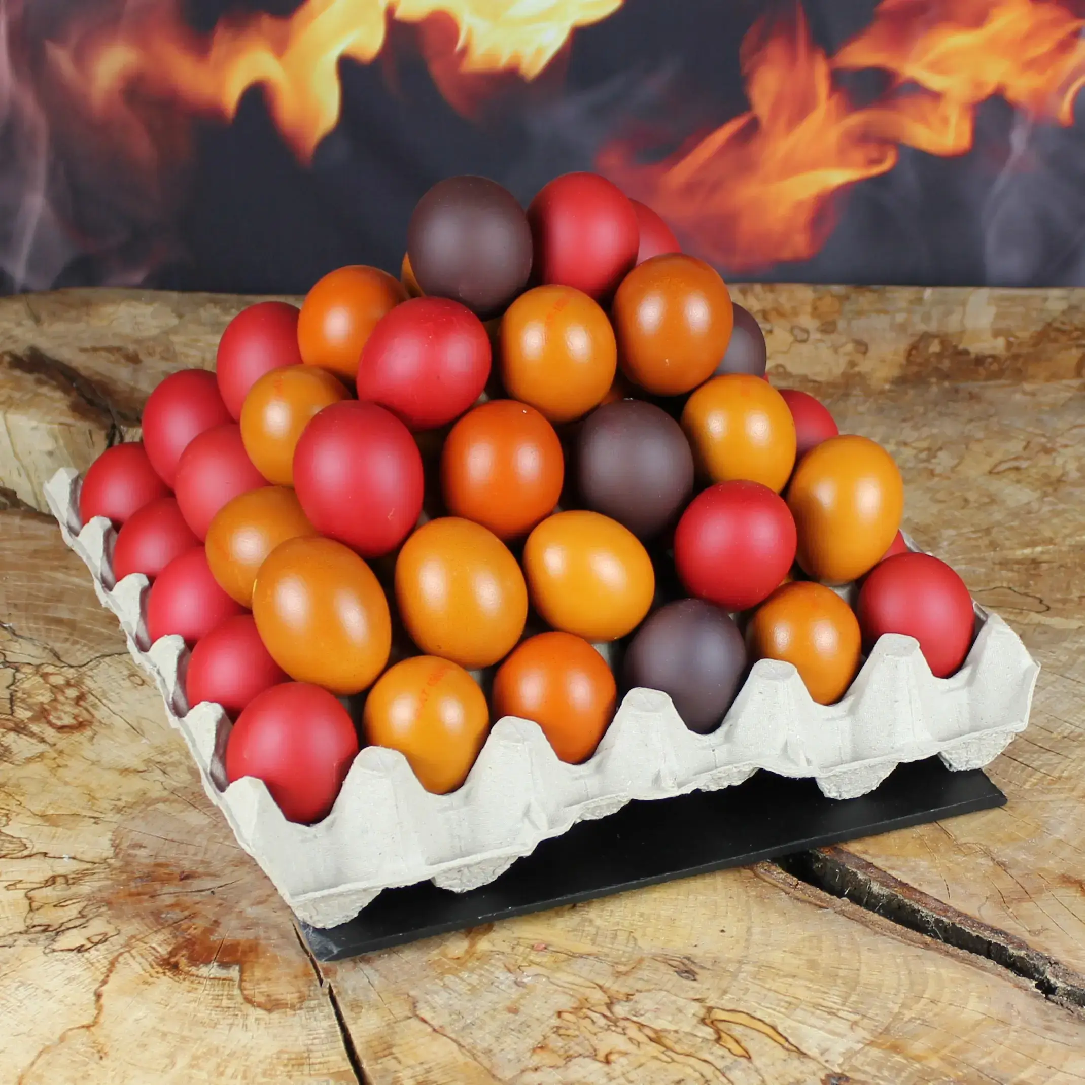 gefärbte Bio Ostereier gefärbte Bio Ostereier von Hühnern mit viel Auslauf und in natürlicher Umgebung lebend