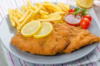 Schnitzel mit Pommes